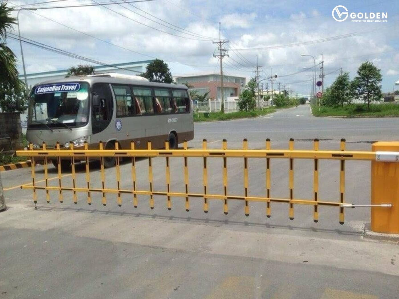 Barie chắn bãi đỗ xe