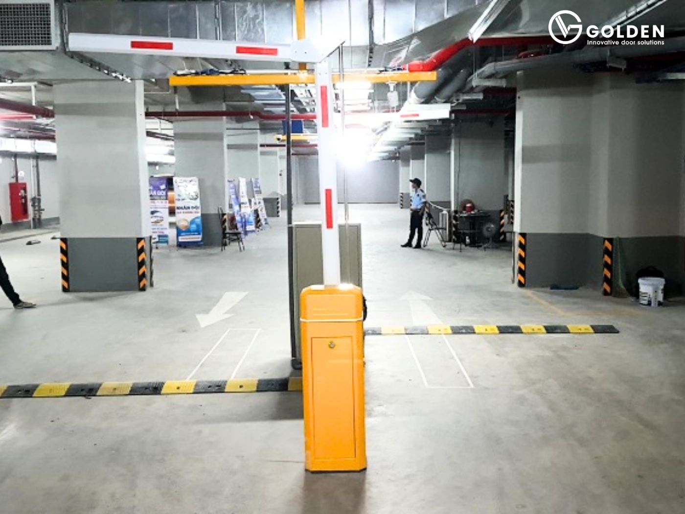 Barie tự động cần gập