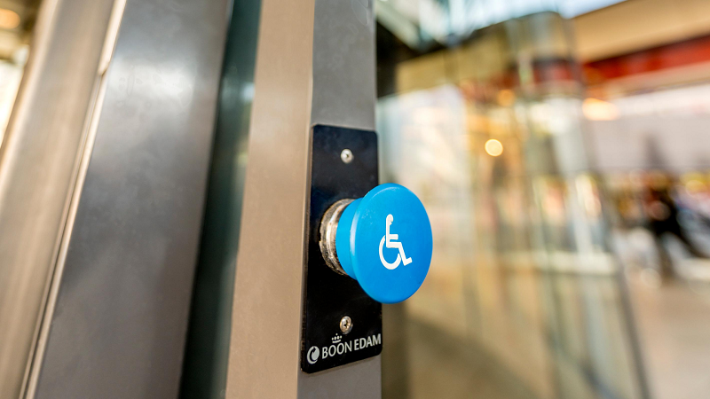 cửa xoay tự động Crystal Tuniket phiên bản cho người khuyết tật