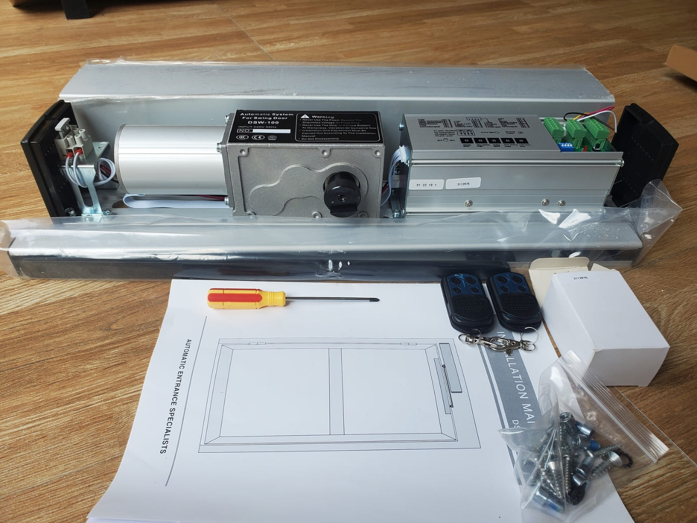 Trọn bộ cửa tự động Deper DSW 100N