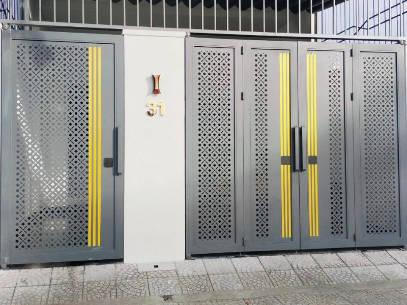 Cổng 4 cánh đẹp mắt