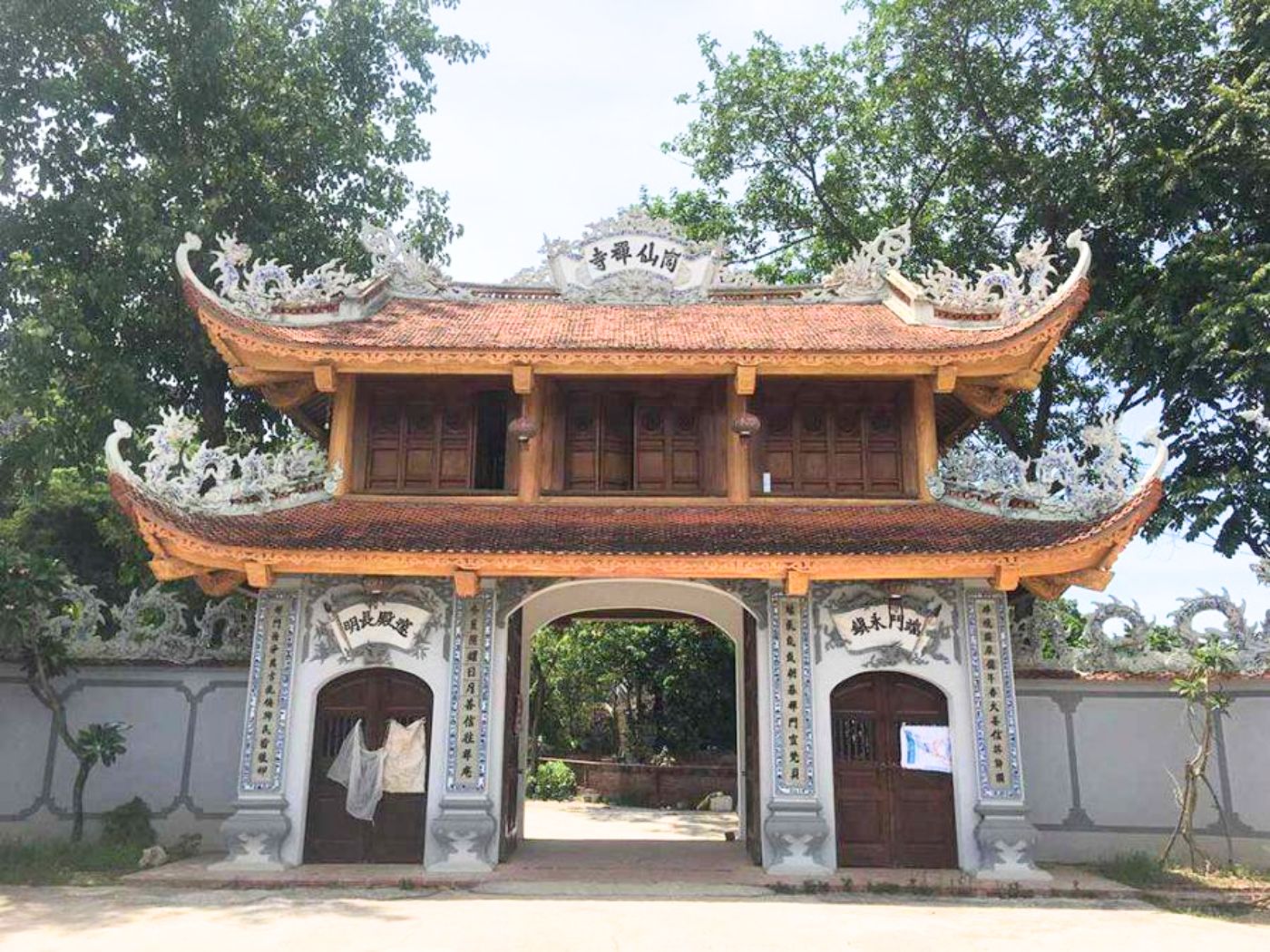Cổng tam quan đẹp