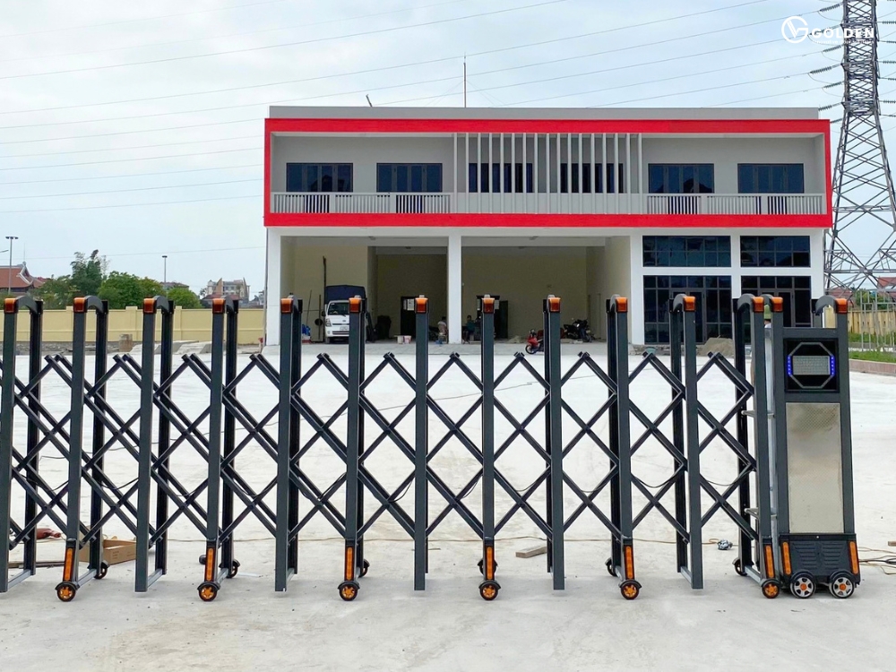 Cổng xếp nhôm nhẹ và bền