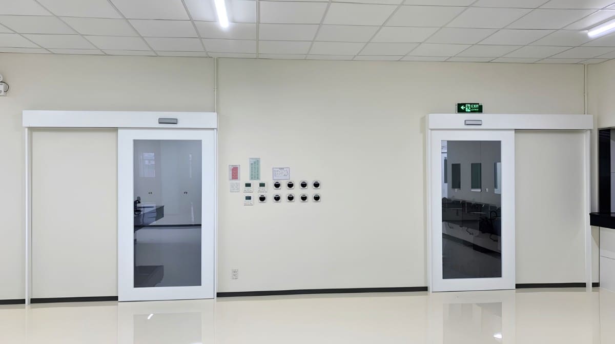 Cửa trượt tự động nhà máy