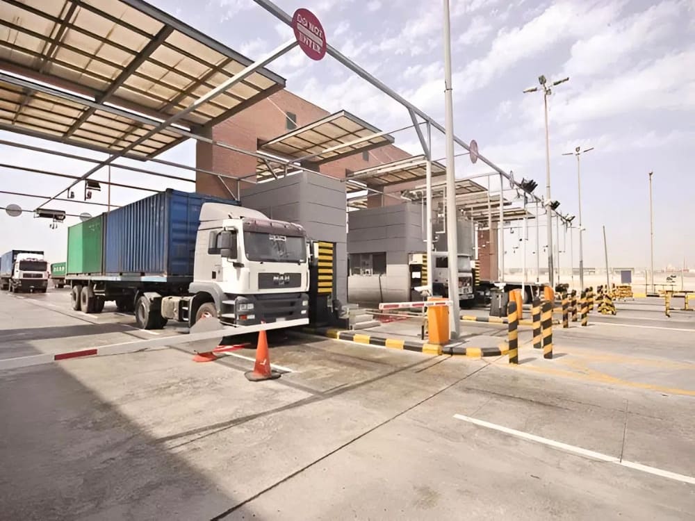 Điều tiết xe cộ tại trạm cân
