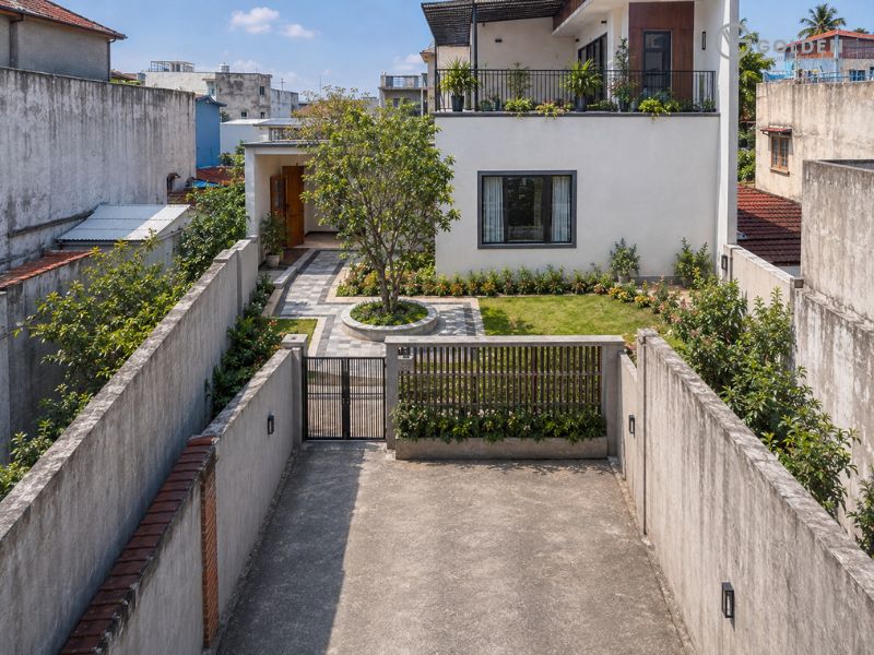 Hóa giải ngõ cụt đâm vào nhà