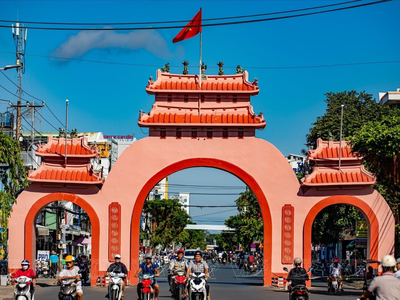 Khái niệm về cổng tam quan