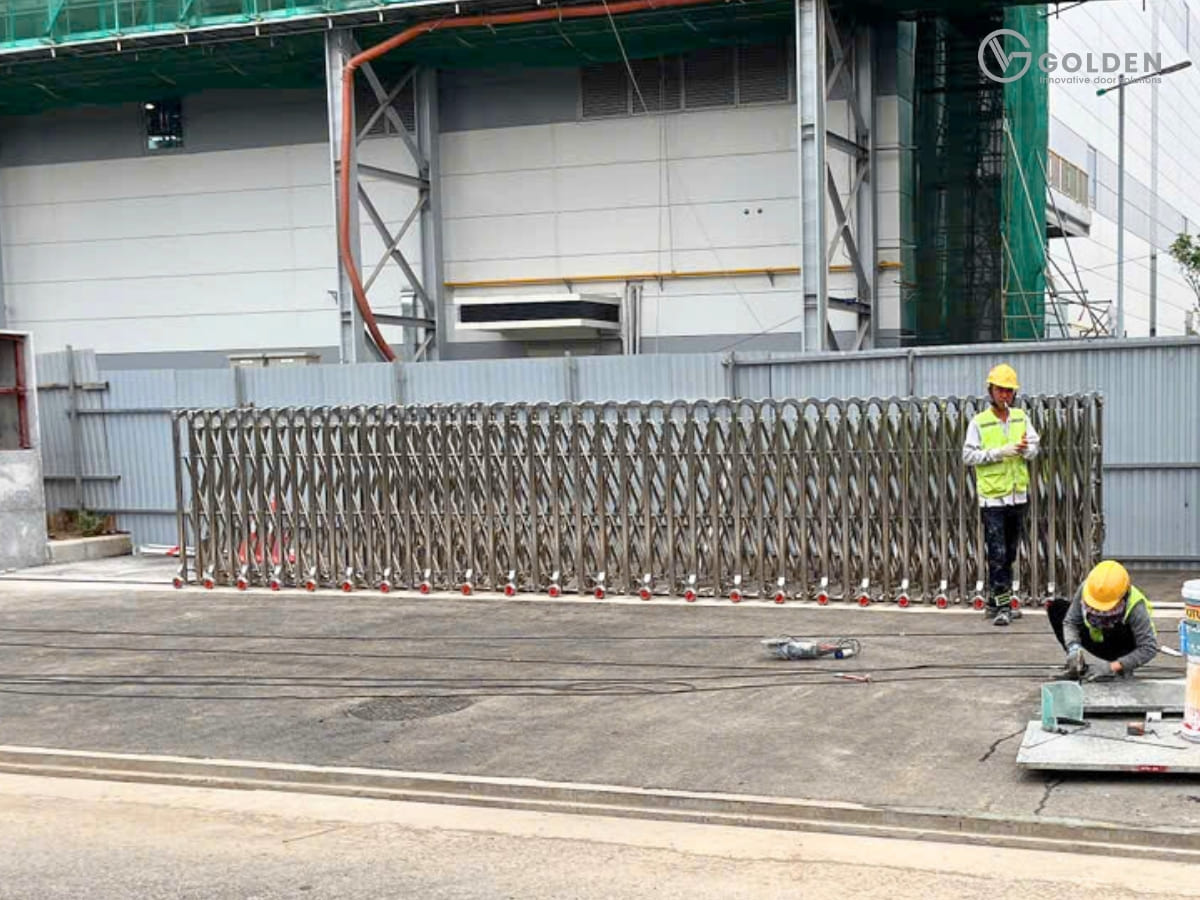 Lời khuyên khi chọn mua cổng xếp để tránh nhầm hàng giá rẻ