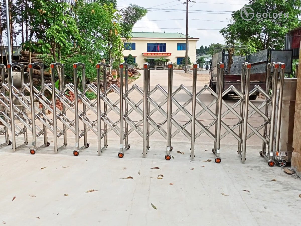 Lưu ý khi sử dụng, bảo dưỡng cổng xếp inox khu vực ven biển