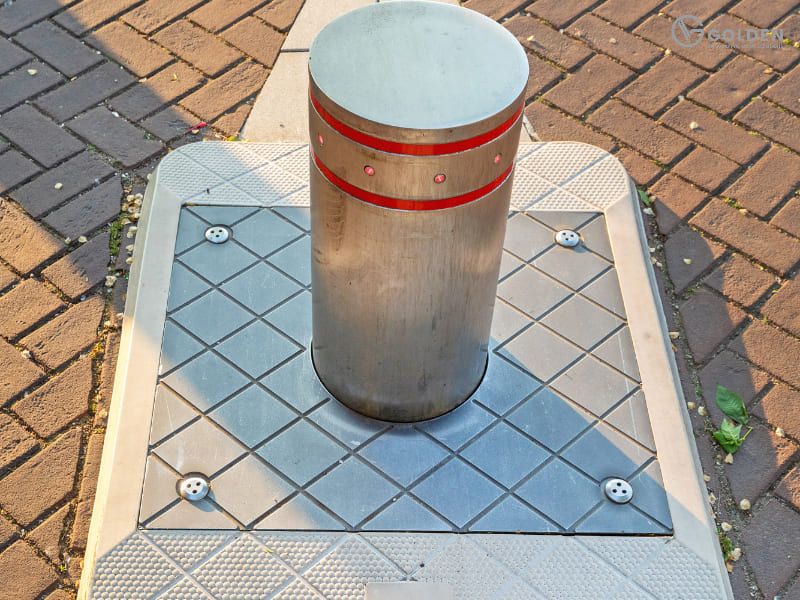 Nguyên lý hoạt động của cột chắn xe bollard