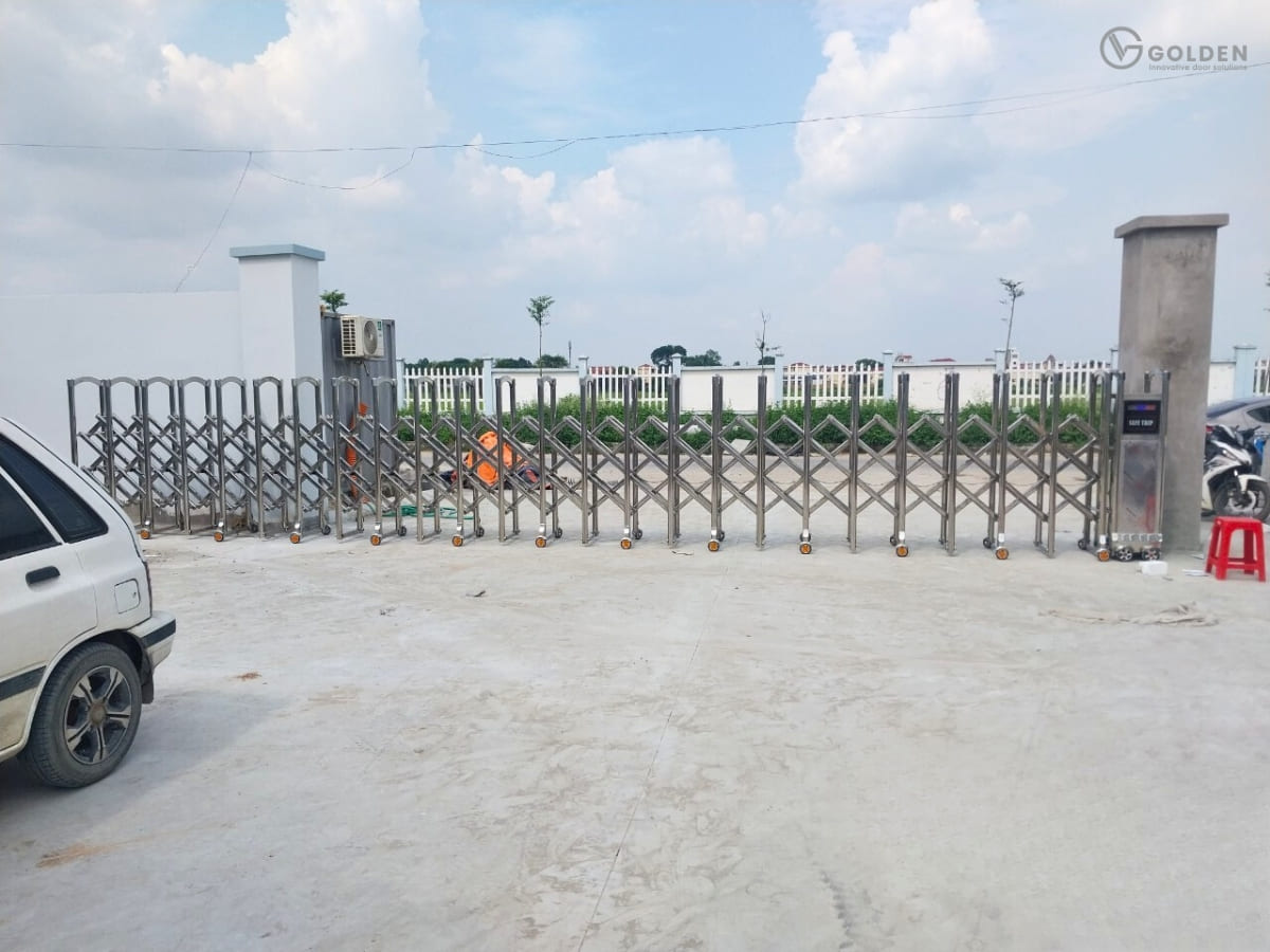 Cổng xếp có an toàn không? Tốc độ vận hành