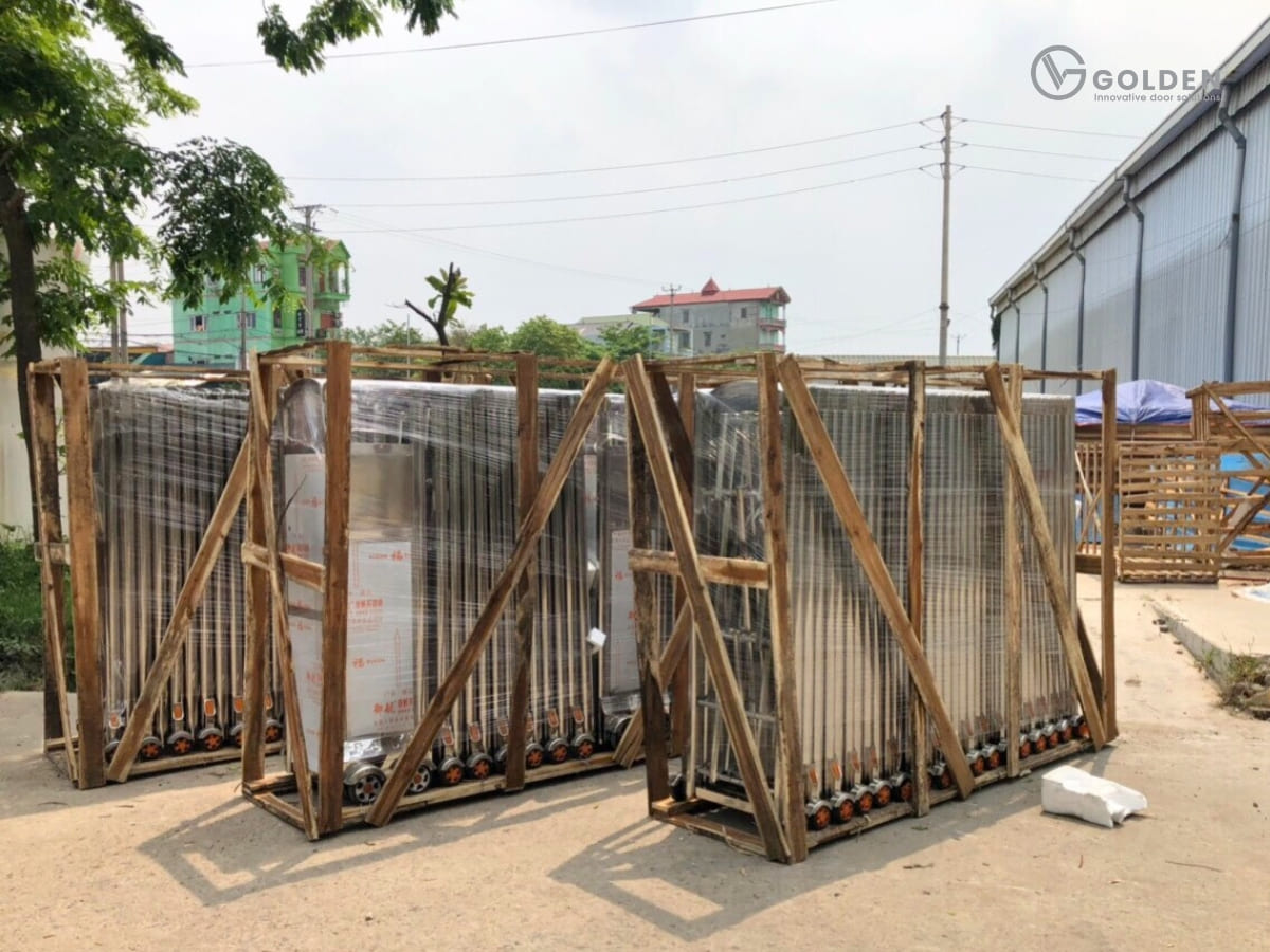 Sản xuất cổng xếp theo yêu cầu