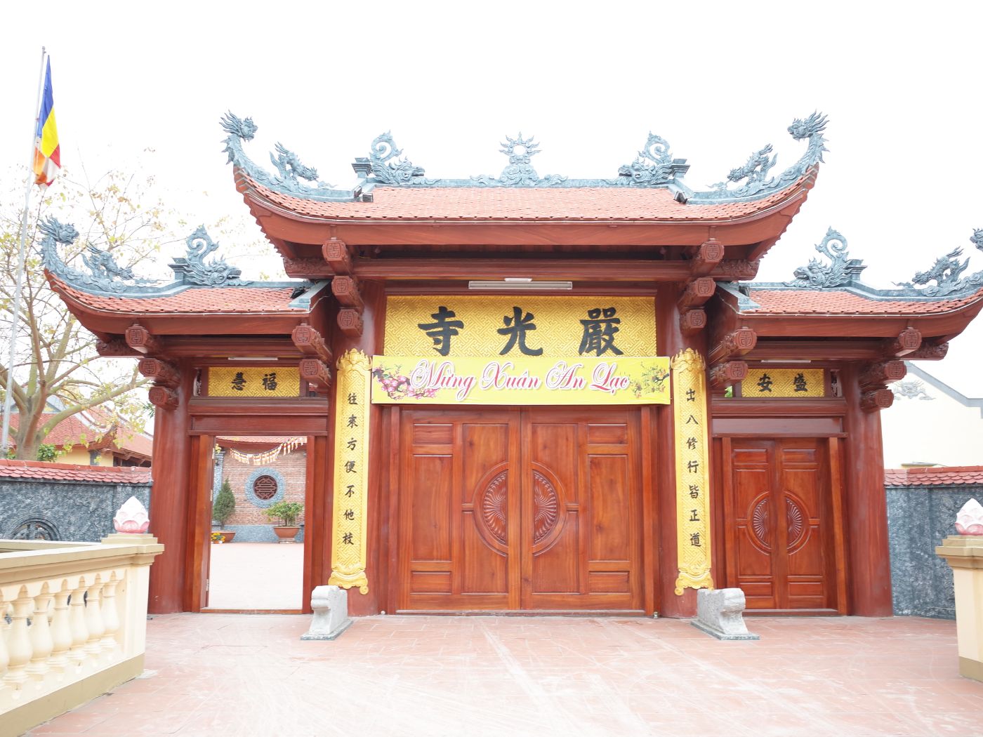 Ý nghĩa phong thủy của mẫu cổng tam quan