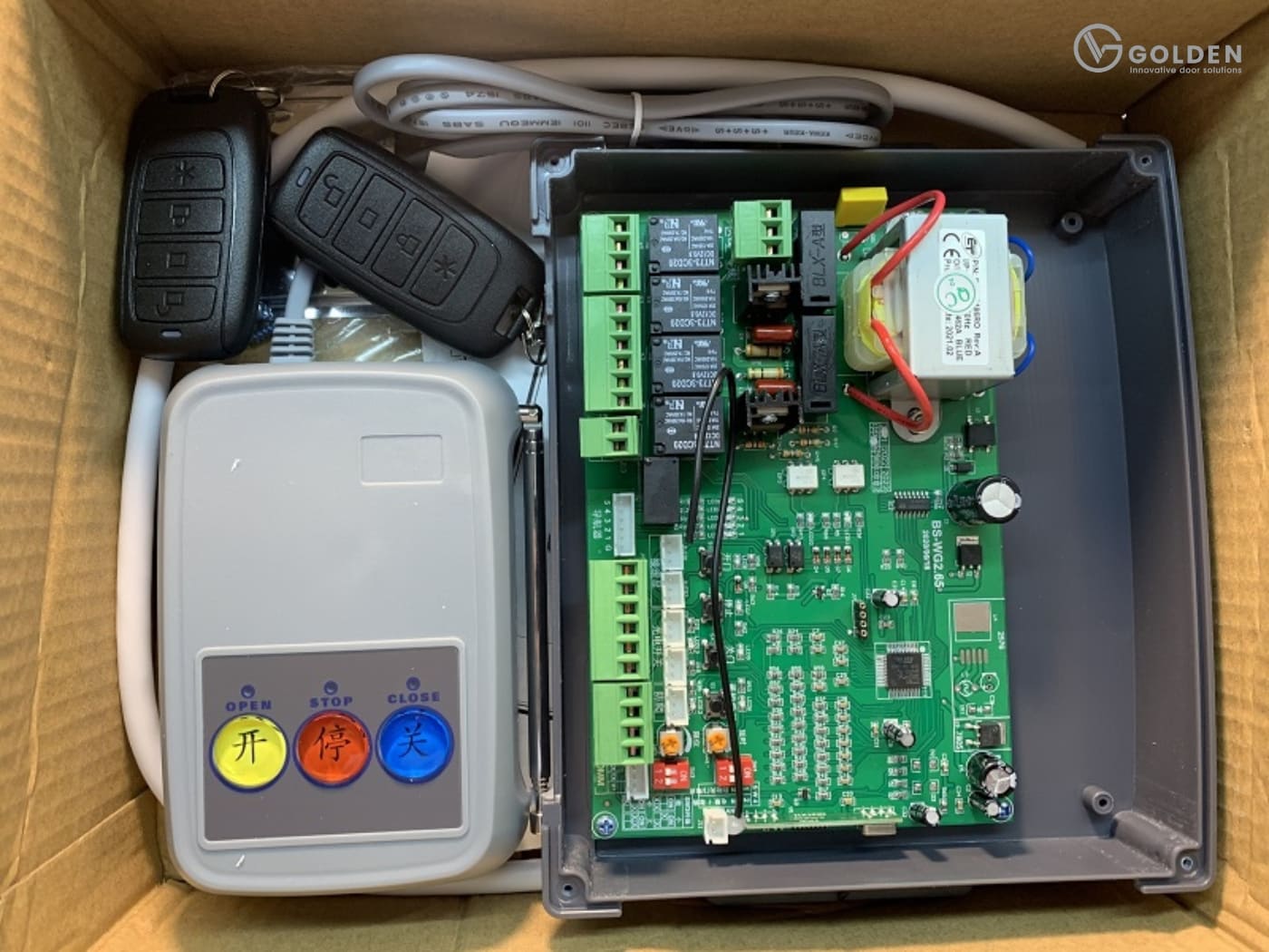 Bộ điều khiển cổng xếp không ray Baisheng